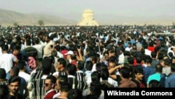 Pasargadae gathering on Cyrus Day, 2016