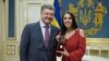 Украина президенты Петр Порошенко һәм җырчы Җамала. Киев, 16 май 2016