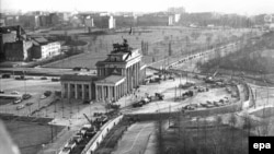 The Rise And Fall Of The Berlin Wall