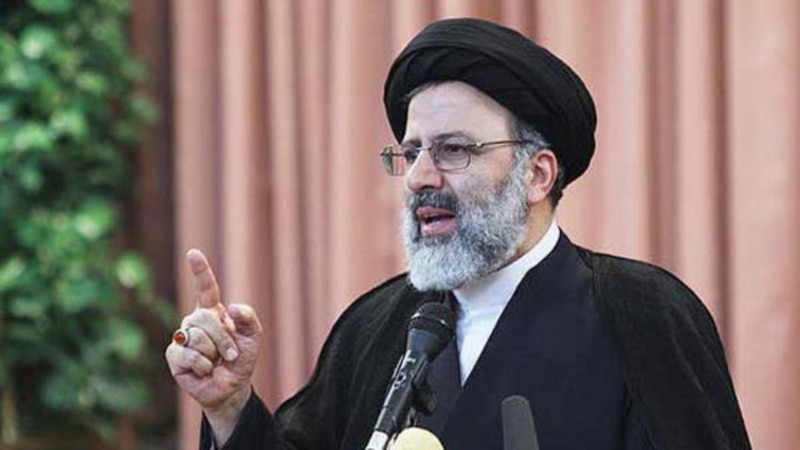 رئیسی احتمال ریاست بر قوه قضائیه را رد نکرد؛ استقبال مشاور روحانی