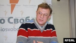 Володимир Лановий