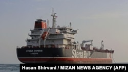Petrolierul britanic Stena Impero ancorat în largul portului iranian Bandar Abbas.