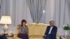 سعید جلیلی، مذاکره‌کننده ایرانی، به همراه کاترین اشتون، رئیس سیاست خارجی اتحادیه اروپا