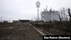 Околиці зруйнованого боями Донецького аеропорту (архівне фото)