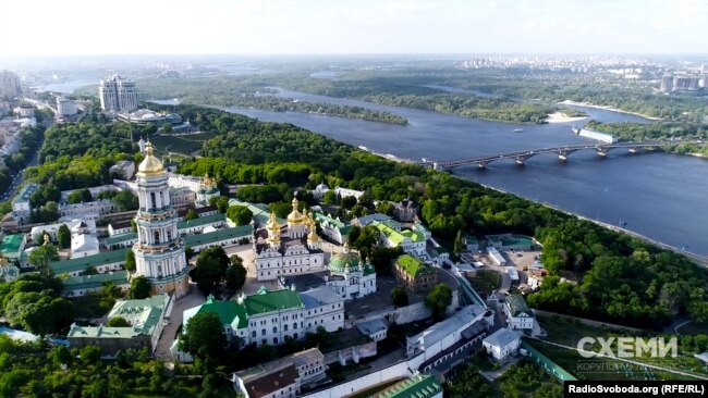 Чи залишилася Києво-Печерська лавра такою ж через, як була 10 років тому?