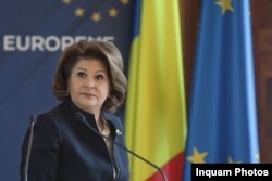 Rovana Plumb, pe vremea când era ministru interimar al Transporturilor