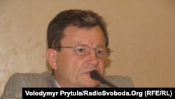 Голова Постійної комісії з питань освіти Верховної Ради АРК Валерій Косарєв