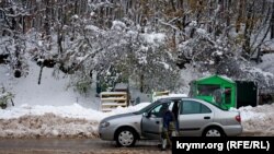 Снег на Ангарском перевале, иллюстрационное фото