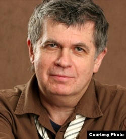 Ilkhom Theater founder Mark Weil was killed in 2007.
