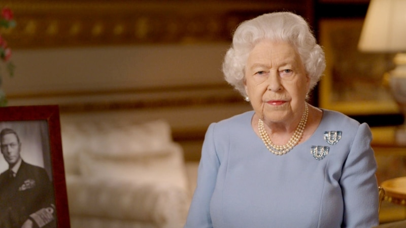 Mbretëresha Elizabeth falënderon bizneset për përgjigjen ndaj koronavirusit