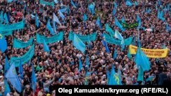 Кримські татари у Сімферополі, архівне фото 