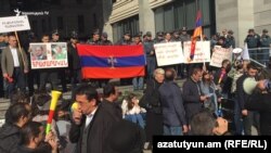 Protesters in front of government offices in Yerevan, November 11, 2019