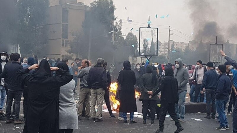 Broj poginulih u demonstracijama u Iranu porastao na više od 300