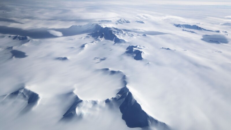Ndryshimi i klimës kërcënon akullnajat në Himalaje