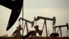 بهای نفت خام برای اولین بار طی شش ماه گذشته به زیر ۷۰ دلار کاهش یافت