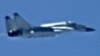 İddia olunduğuna görə Mig-29 Fulcrum qırıcısının bu fotosu təyyarə Liviya üzərində uçarkən çəkilib