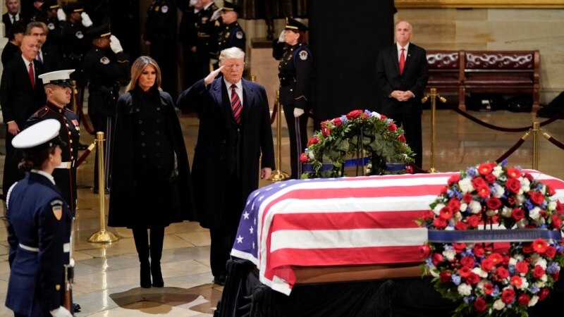 Amerikanci odaju počast pokojnom predsjedniku Bushu