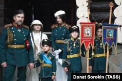 Релігійна процесія в Росії на згадку про століття розстрілу більшовиками родини царя Миколи ІІ