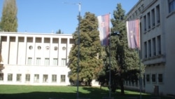 Odlukom Skupštine Vojvodine osnovana je nova Akademija strukovnih studija, na čijem čelu će biti Dragan Đuranović koji se pred Sudom BiH suočava s optužbama za prodaju diploma.