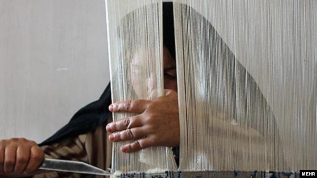 فعالان حوزه فرش دستباف ایران در حال بیکار شدن هستند 