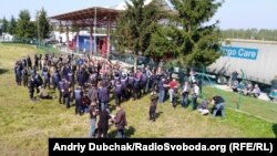 Сторонники Михаила Саакашвили на украинско-польской границе. 10 сентября 2017 года.