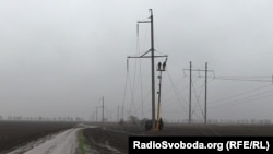 Ремонтні бригади обленерго вже займаються відновленням пошкоджених ліній, повідомляє оператор (фото ілюстраційне)