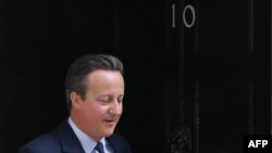 Kryeministri David Cameron, largohet nga "10 Downing Street" 