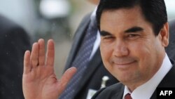 Even some of his competitors urged voters to cast their ballots for Turkmen President Gurbanguly Berdymukhammedov.