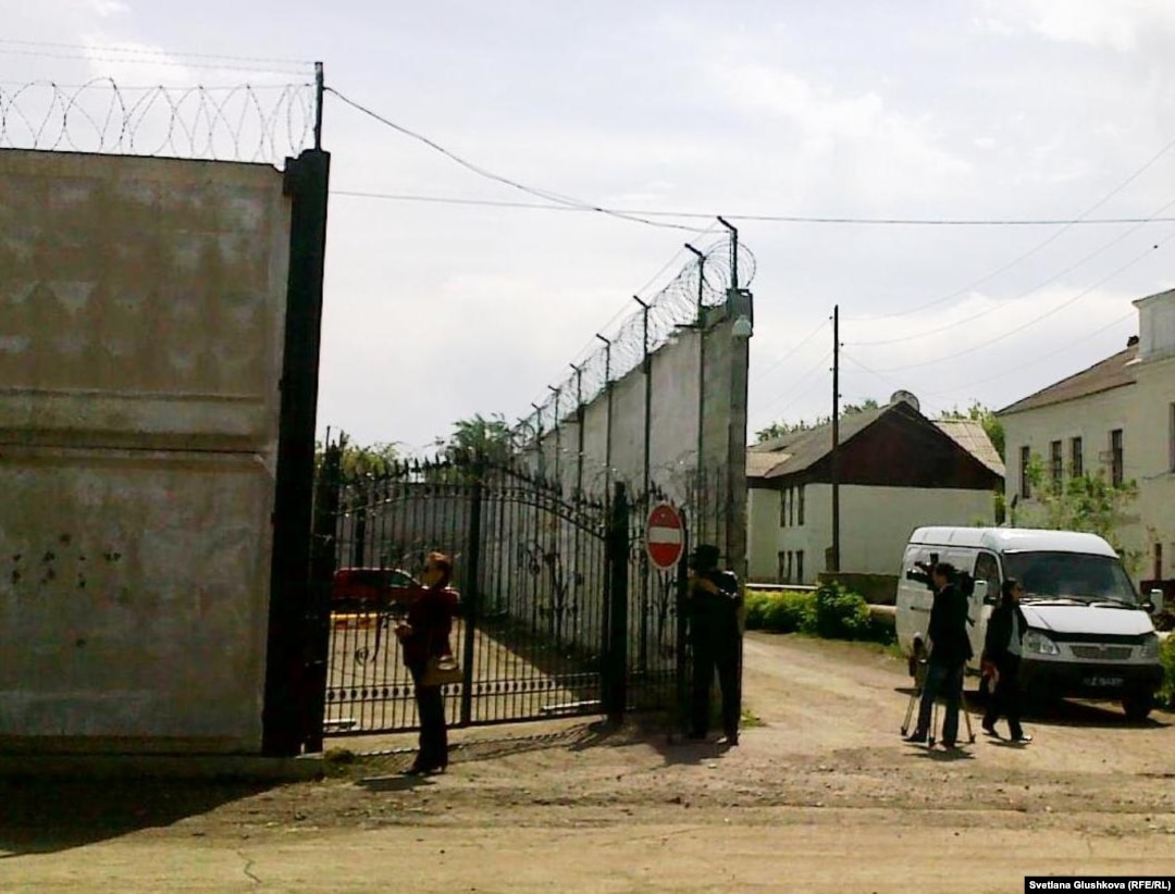 Ночной взрыв возле КНБ в Астане