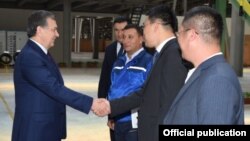 Президент Узбекистана Шавкат Мирзияев в Ангрене.