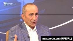 Robert Kocharian "Yerkir Media" TV-yə müsahibə verir 