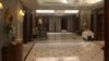 Интерьер номера отеля Ritz Carlton в Эр-Рияде, где находился под арестом принц Аль-Валид бин Талал, 27 января 2018 года 