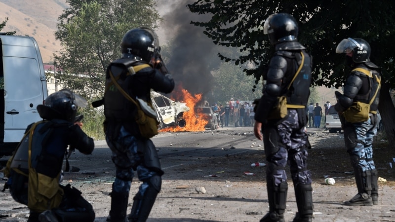 Gyrgyzystanyň ozalky prezidenti Atambaýew tussag edildi