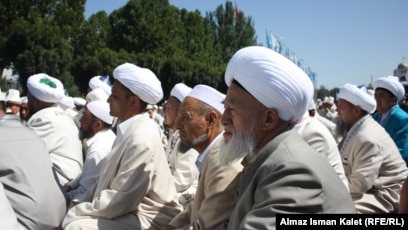 Әріптеспен жыныстық қатынас туралы бейне