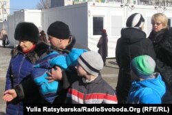 Транзитне містечко для переселенців з Донбасу у Павлограді