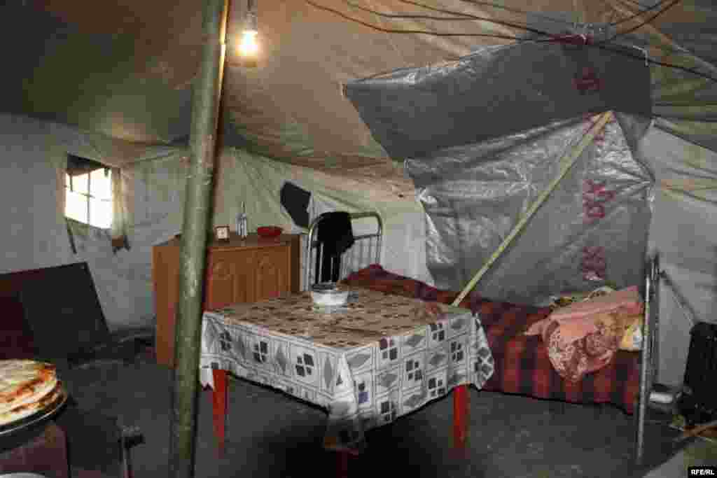 Палатка в селе Сарабуки