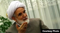 Mehdi Karrubi, former parliament speaker and one of the current opposition leaders, asks "if the sedition is dead, why is there no end to your arrests?"