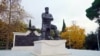 Памятник Александру III в Ливадии