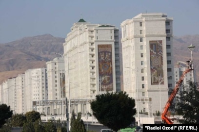 Нина Хартлидің Жетілдірілген ауызша секс туралы бейне оқулығы