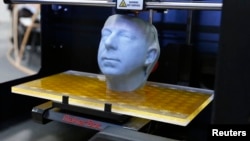 3D принтерде басып чыгарылган баш сөөк, Ганновер шаары, 5-март, 2013-жыл