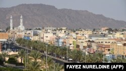 عربستان سعودی می‌گوید که موشک حوثی‌ها به سوی مناطق پرجمعیت مسکونی در نجران پرتاب شده بود.