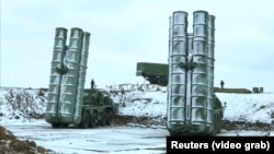 Turkey has signaled it wants to buy Russia's S-400 missile system. Washington is trying to block that. 