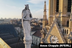 A statue of Princess Elizabeth of Hungary atop the church named in her honor in eastern Budapest