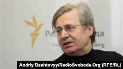 Один із авторів Конституції України Віктор Мусіяка у студії Радіо Свобода. Київ, 6 лютого 2012 року