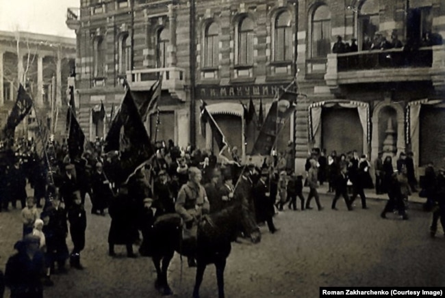 Томськ, Першотравнева хода, 1 травня (18 квітня) 1917 року