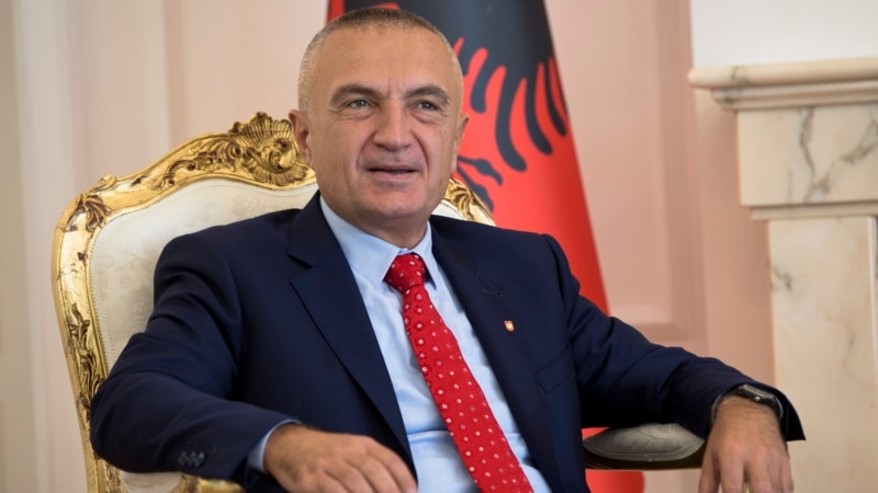 Parlament počeo raspravu o poverenju predsedniku Albanije