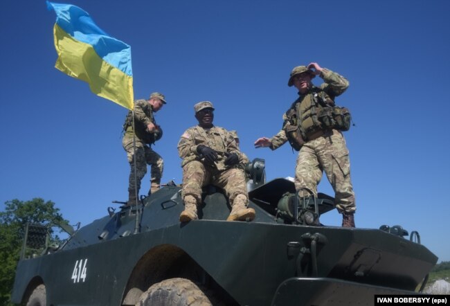 Вояки України і США на полігоні на Львівщині, 4 липня 2016 року