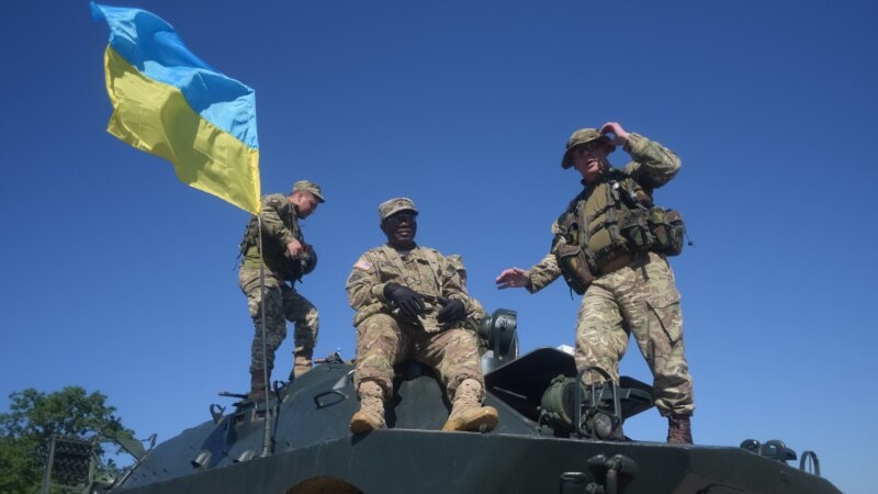 Germania şi Franţa cer „reducerea tensiunilor” în estul Ucrainei