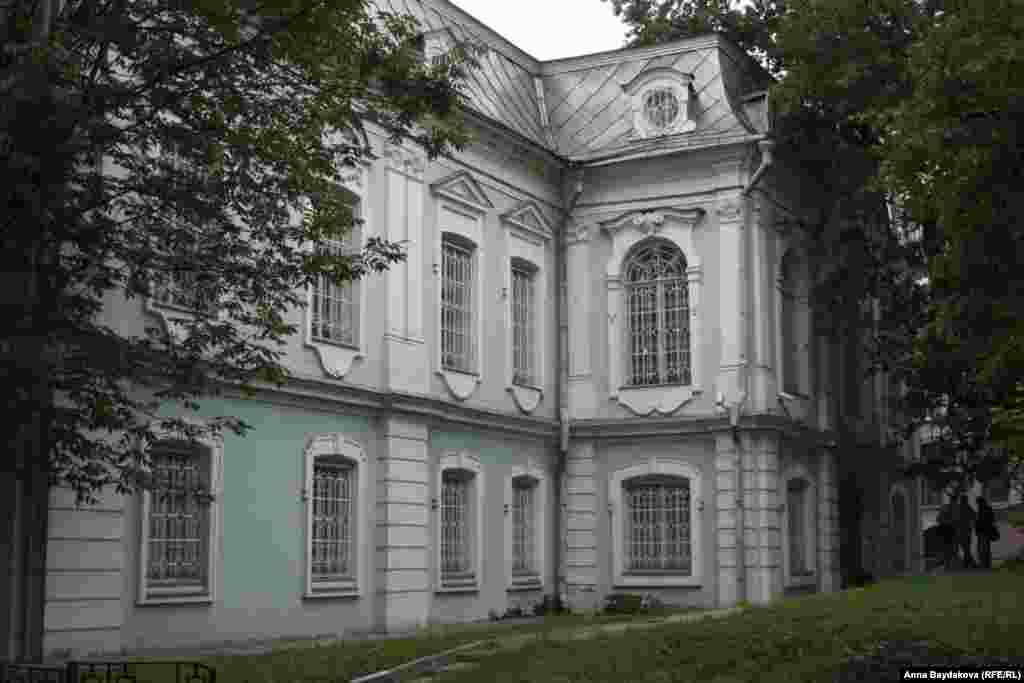 Палаты Долгоруковых, Колпачный переулок, дом 6, строение, 2.