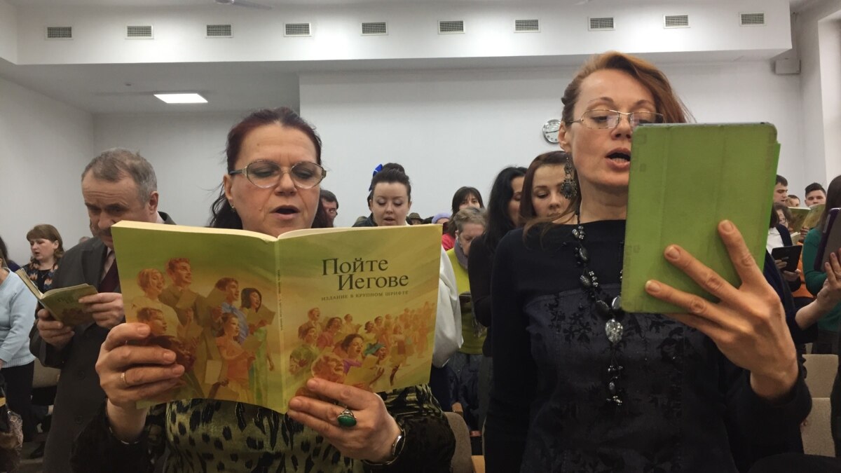 More Jehovah's Witnesses Handed Lengthy Prison Terms In Russia